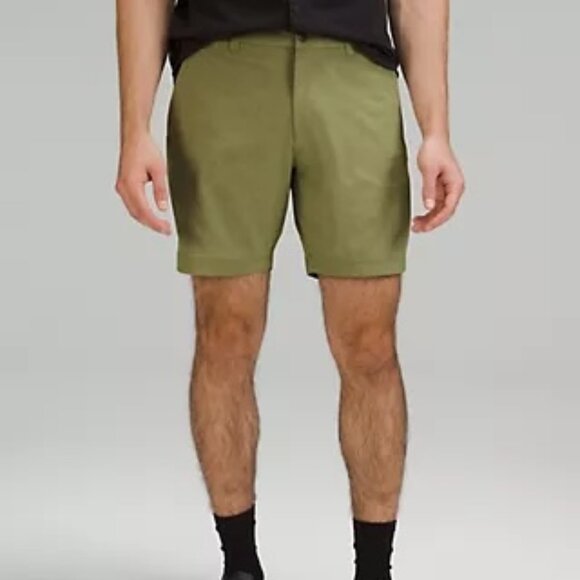 Lululemon Commission Classic-Fit Short 7" *WovenAir - Picture 1 of 4
